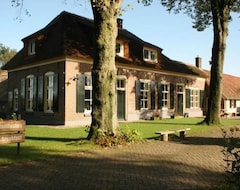 Hotel Monumental And Typical Farm In The Overijssel Region Sallandsche (Lutten, Nizozemska)