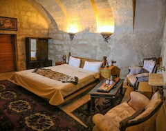 Khách sạn Larissa Cave Hotel (Nevsehir, Thổ Nhĩ Kỳ)