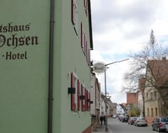 Otel Zum Roten Ochsen (Kalchreuth, Almanya)