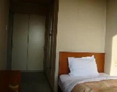 Khách sạn Hotel Chitose (Nishinomiya, Nhật Bản)
