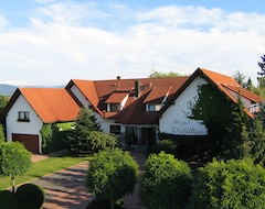 Otel Waldhaus (Hügelsheim, Almanya)
