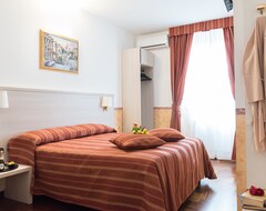 Bed & Breakfast Domus Giulia (Rome, Ý)