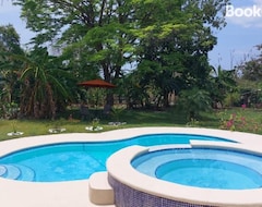 Koko talo/asunto Beautiful House In Las Uvas San Carlos, Panama With Fruit Trees -swimming Pool (Las Uvas, Panama)