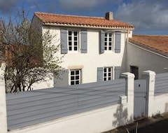 Koko talo/asunto Charm And Comfort In A Renovated House Rétaise (Saint-Clément-des-Baleines, Ranska)