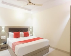 Oyo 43023 New Hotel Embassy Suites (Bombay, Hindistan)