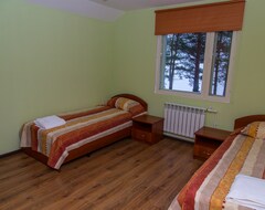 Khách sạn Verhnyaya Rybinka (Cherepovets, Nga)