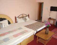 Hotel John's Lodge (Srinagar, India)