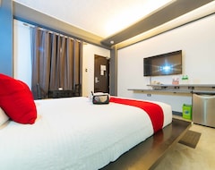 Hotel RedDoorz Premium @ Plaridel Malabanias Angeles City (Angeles, Filippinerne)