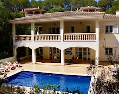 Casa/apartamento entero Exclusive Spacious Pool Villa Patricia (Camp de Mar, España)