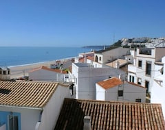 Hele huset/lejligheden Casa Pinheiro Ii; Vista Fantástica Para O Oceano E Para A Vila. (Budens, Portugal)