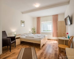 Resort Kompleks Wypoczynkowo-Konferencyjny Mazur-Syrenka (Piecki, Ba Lan)