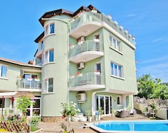 Khách sạn Amfora (Varna, Bun-ga-ri)