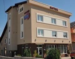 Hotel Jet Set (Pale, Bosnia-Herzegovina)