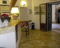 Khách sạn Albergo Cannon d'Oro (Siena, Ý)