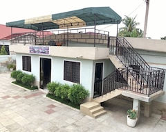 Khách sạn Western Nordic Lodge (Tema, Ghana)