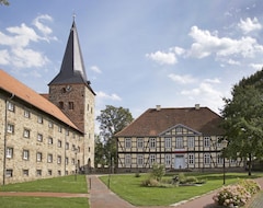 Hotel Johanniterhaus Kloster Wennigsen (Wennigsen, Germany)