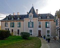 Bed & Breakfast Château le Barreau (Chemilly-sur-Yonne, Francuska)