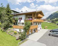 Hotelli Pension Widderstein (Lech am Arlberg, Itävalta)