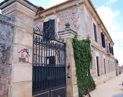 Otel El Senorio De La Serrezuela (Aldeanueva de la Serrezuela, İspanya)