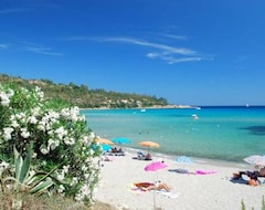 Aparthotel Villetta Il Menhir (Arbatax, Italija)