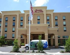 Hotelli Hampton Inn & Suites Jacksonville-Airport (Jacksonville, Amerikan Yhdysvallat)