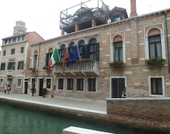 Khách sạn Palazzetto Madonna (Venice, Ý)