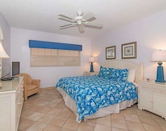 Hotel The Colonial Club, Oceanfront Condos (Seven Mile Beach, Cayman Islands)