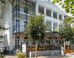 Hotel Dünenhaus Binz (Benz, Njemačka)