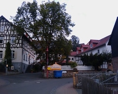 Khách sạn Hotel Calantra (Lahntal, Đức)