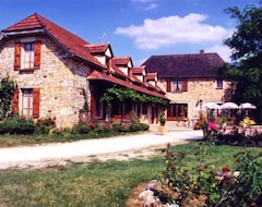 Khách sạn Logis - Chastrusse (Nadaillac-de-Rouge, Pháp)