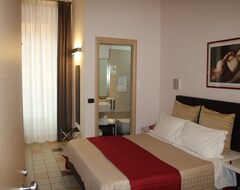 Hotel Rooms For You (Rome, Italy)