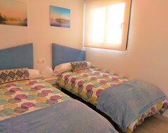 Koko talo/asunto Luxury And Modern Beach Apartment With Sea Views (Torrevieja, Espanja)