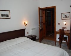 Hotel Mangalemi (Berat, Albania)