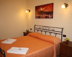 Hotel Bed and Breakfast Ines (Giardini Naxos, Italija)