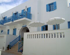 Hotel Vakhos Island (Agia Anna, Greece)