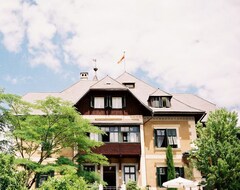 Hotel Parkschlössl (Millstatt, Austria)