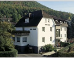 Khách sạn Reinhardshausle Pension & Wellness (Bad Wildungen, Đức)
