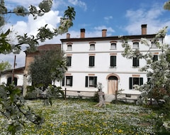 Casa rural Agriturismo Loghino Sabbioni (Suzzara, Ý)