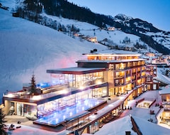 Otel DAS EDELWEISS - Salzburg Mountain Resort (Großarl, Avusturya)
