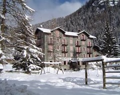 Khách sạn Monte Cervino (Ayas, Ý)