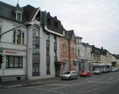 Khách sạn Central (Menden, Đức)