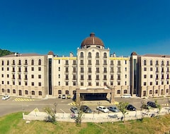 Hotel Golden Palace Resort & Spa (Tsaghkadzor, Armenija)