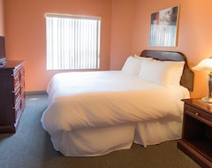 Hotel The Podollan Rez-idence (Fort McMurray, Canada)