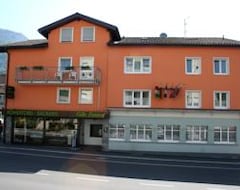 Otel Lorenz Cafe (Hohenems, Avusturya)
