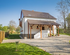 Koko talo/asunto Melior Slovakia (Topoľčany, Slovakia)