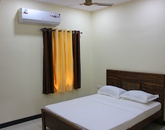 Khách sạn Mithra Inn (Vellore, Ấn Độ)
