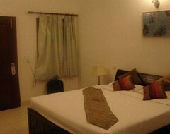 Hotel Oyo Premium Corbett In Dhikuli (Corbett Nationalpark, Indien)