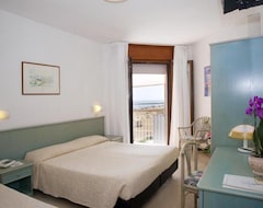 Hotel Excelsior (Caorle, Italy)