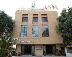OYO 30071 Hotel Samruddhi (Nagpur, Hindistan)