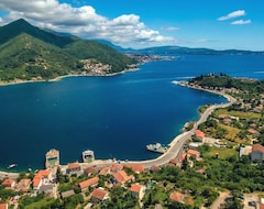 Khách sạn Garni Hotel Capitano (Herceg Novi, Montenegro)